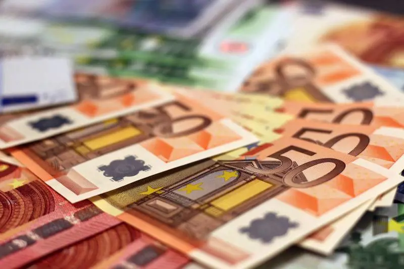 Anche la Croazia adotta l'euro e i Paesi "soci" salgono a 20
