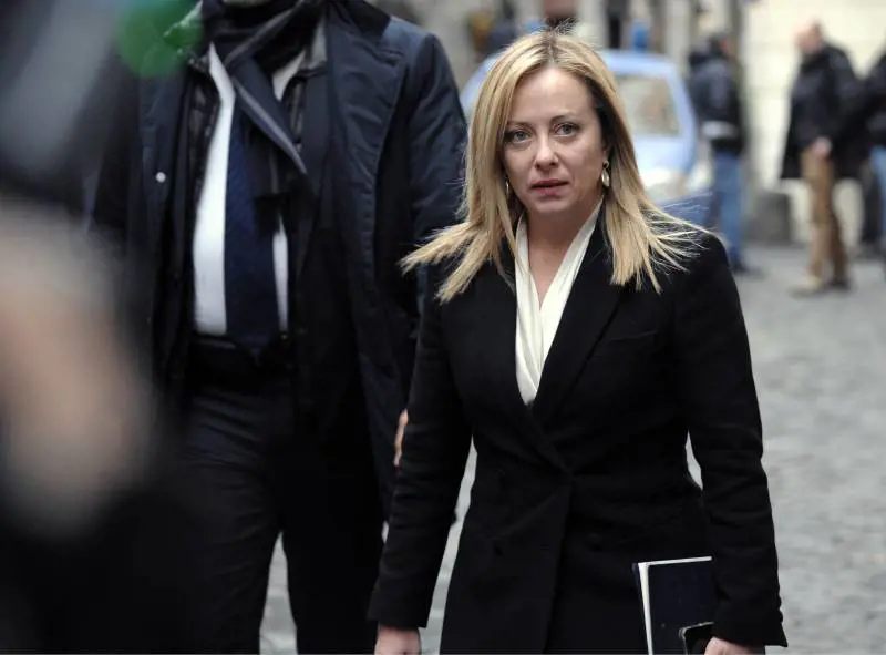 Meloni: "Fatto il nostro meglio. Il Bancomat? Ascoltata la Ue". E apre anche all'opposizione