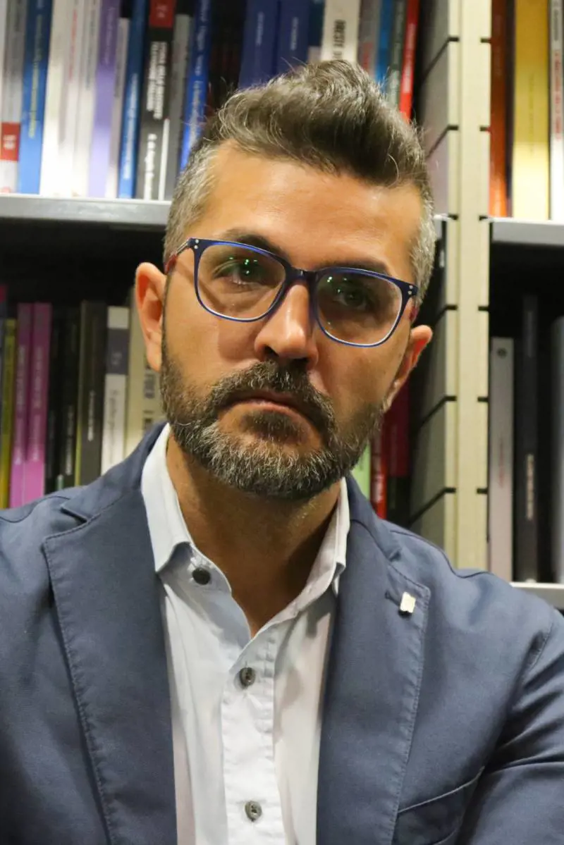 Sul ring della vita ci sono tanti che bluffano, ma scrivere è prendere a pugni il destino