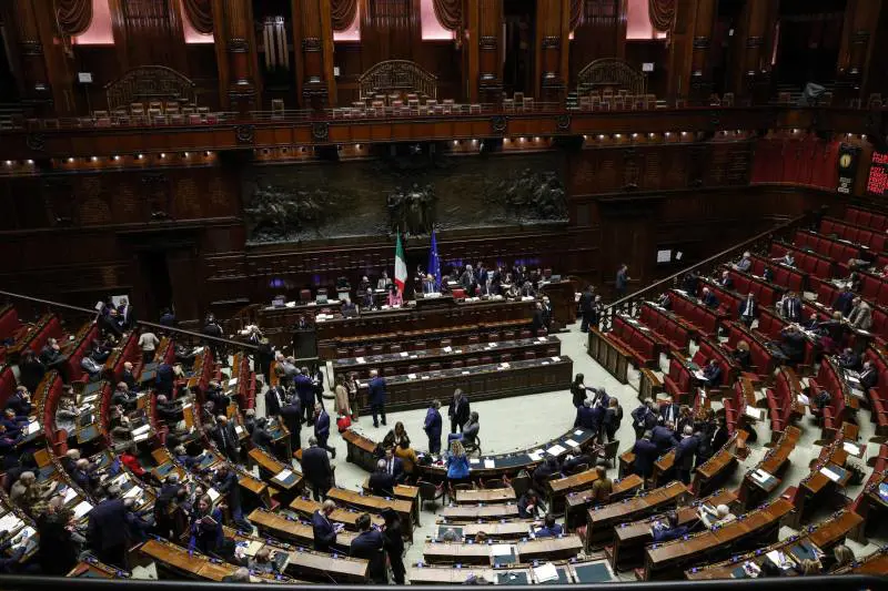 Bonus tablet ai deputati, la Camera sta a guardare. I supporti acquistati possono andare a chiunque