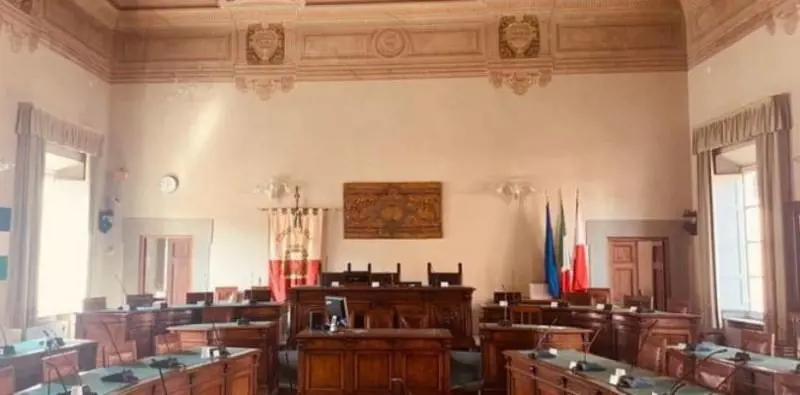 Lucca "cancella" il patentino antifascista
