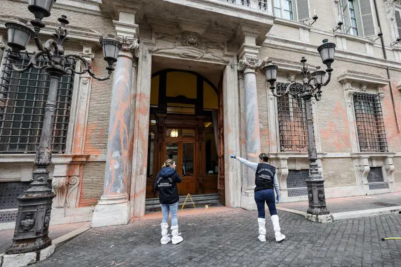 "Pene più severe". La mossa contro i vandali ambientalisti