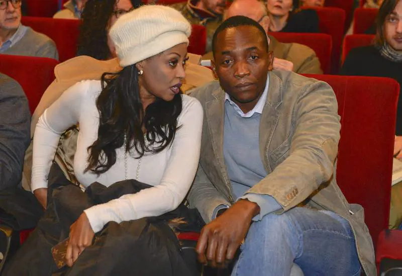 Lady Soumahoro, spunta il giallo della firma