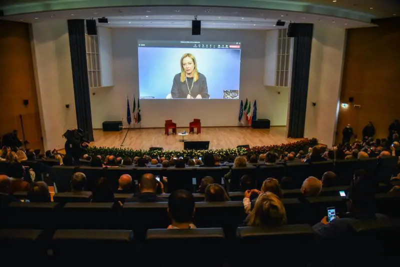 "Al governo 5 anni nonostante i bastoni tra le ruote": Meloni tira dritto sulle riforme