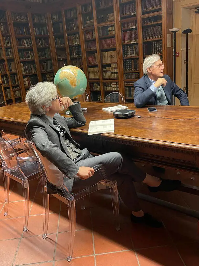 "Sei un topo", "Non hai cuore". Lite furibonda tra Morgan e Sgarbi