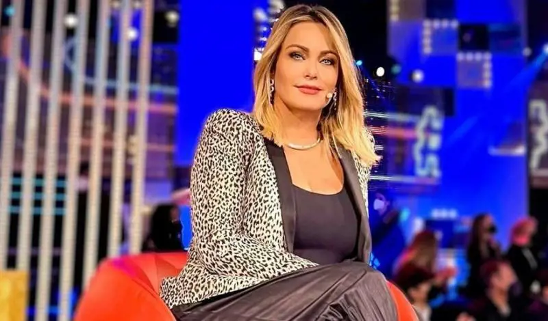 "Hanno superato il limite". Sonia Bruganelli bacchetta i gieffini