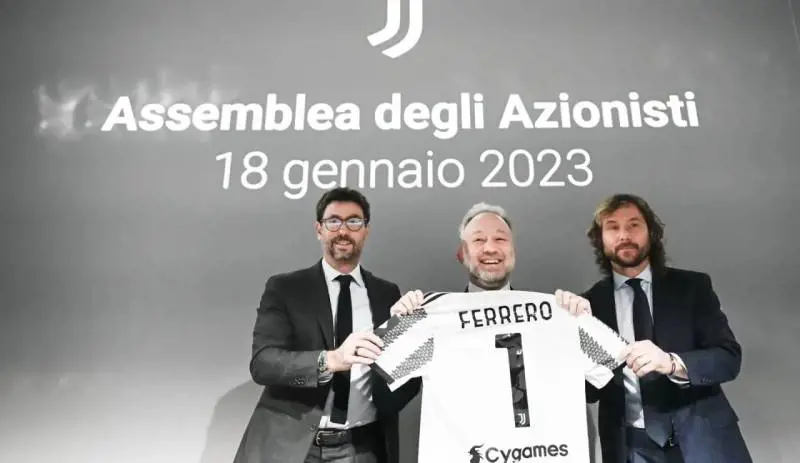 Agnelli fuori da tutto. Nasce la nuova Signora: non sarà più arrogante