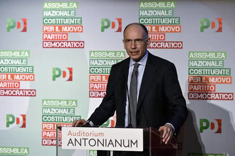 La doppia morale del Pd: diffama, ma poi minaccia di querela