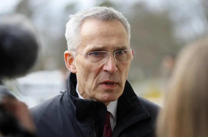 Sull'sos sbarchi l'Europa dorme e si sveglia la Nato. "Pronti alla sfida dell'immigrazione"