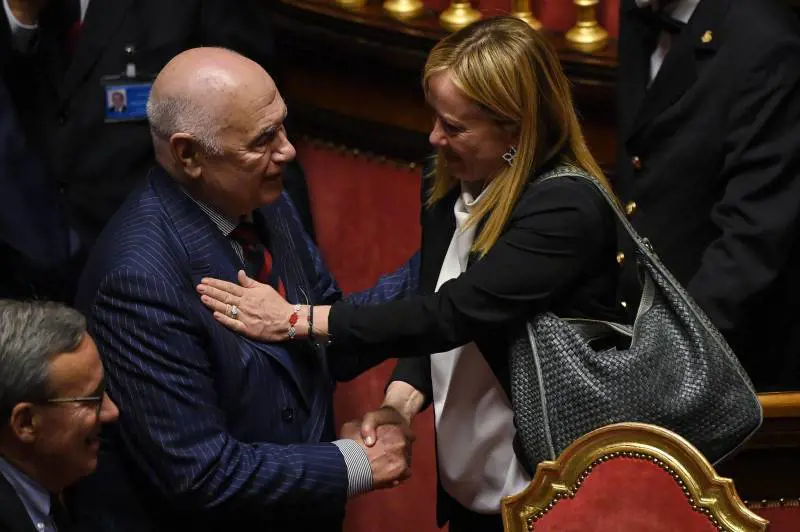 "Piena fiducia". Così la Meloni blinda Nordio