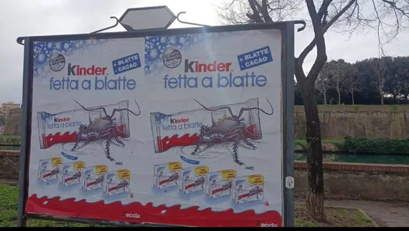 Uno dei manifesti di protesta prodotti da Illustre Feccia