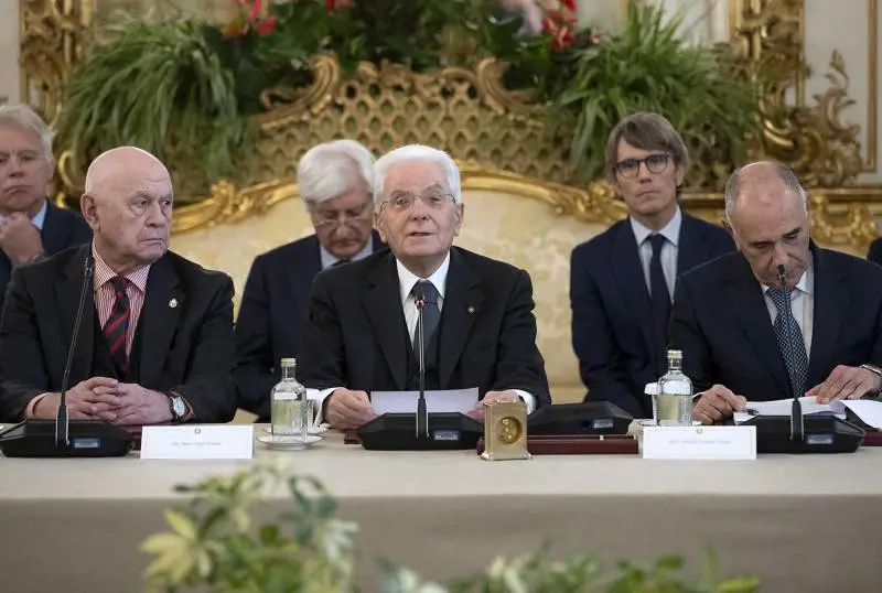 Mattarella licenzia il Csm di scandali e omertà e benedice quello nuovo