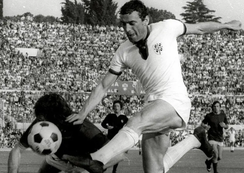 Gigi Riva: "Quel gol a Vicenza in rovesciata. I silenzi con De André"