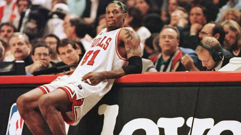 Dennis Rodman, il "nessuno venuto dal nulla" che resuscitò sotto canestro 