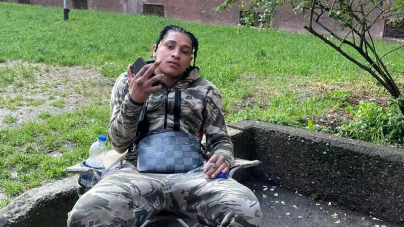 "Sono loro che mi hanno pestato". E il video incastra i trapper rapinatori