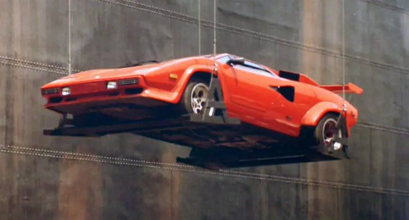 Lamborghini cult nell'Uomo della pioggia