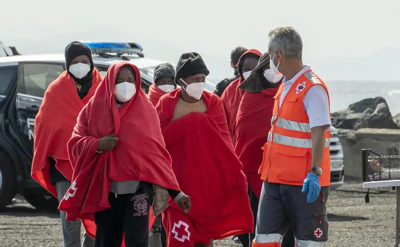 È legge il decreto Ong. Un trucco per aggirarlo