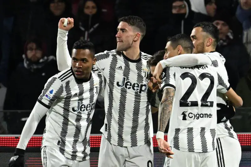 I giudici tifosi stiano zitti come gli arbitri