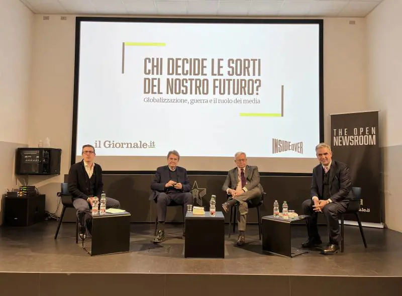 La guerra, il potere delle big tech e l’errore dei media: chi regola il mondo