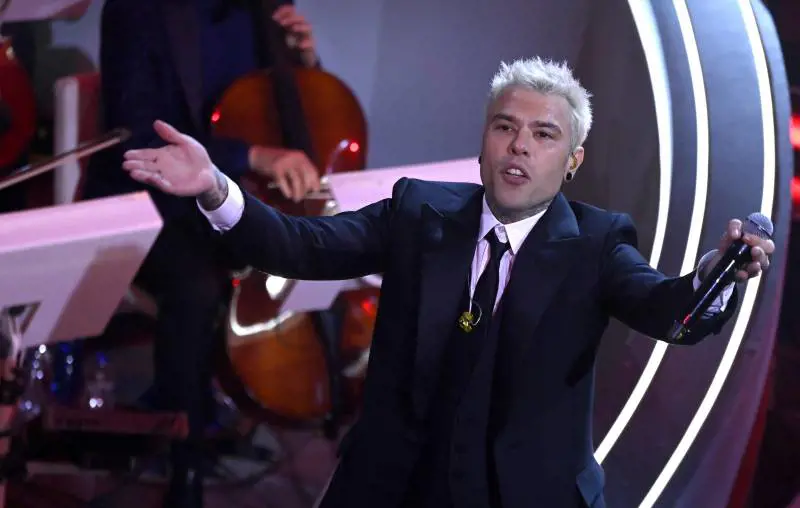 Il mistero di Fedez continua: è assente anche alla presentazione di Lol 3