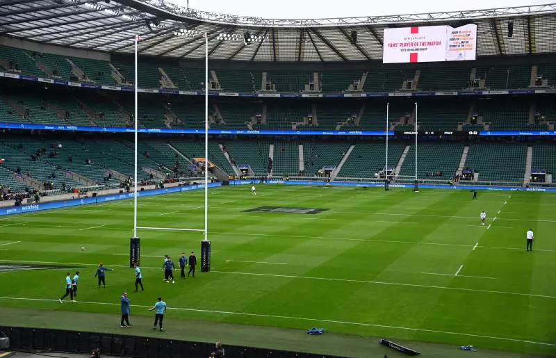 Ai Leoni di Twickenham basta un tempo. L'Italia si sveglia tardi