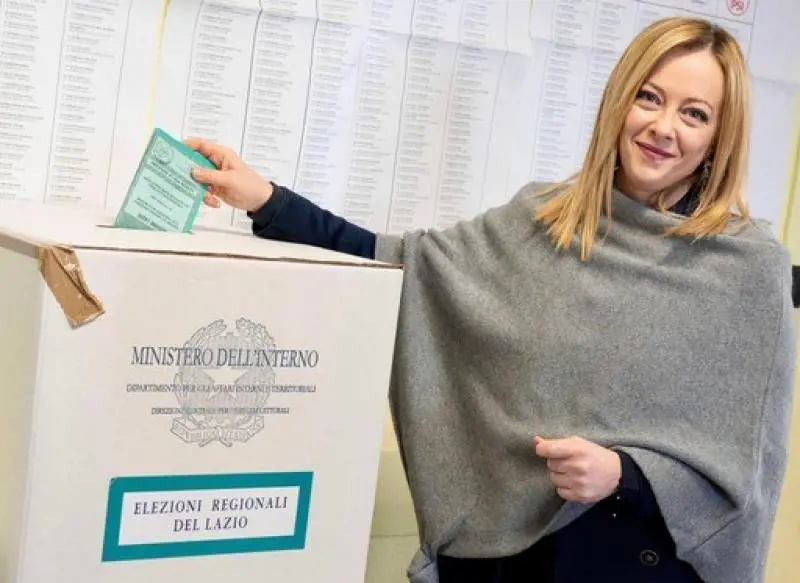 È già totonomine per la giunta e il consiglio. In pole position i fedelissimi della Meloni