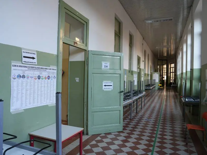 Il partito del non voto è ormai maggioranza. Ma il fenomeno è trasversale: colpisce tutti