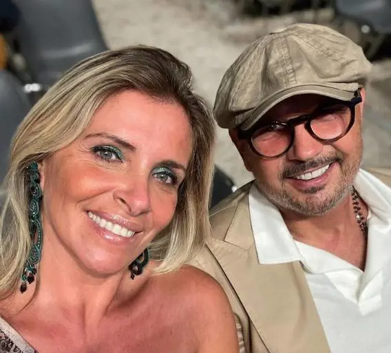 "Perché sorridi?". Il vergognoso odio social contro Arianna Mihajlovic