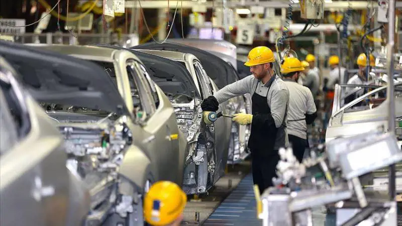 Stop a diesel e benzina? È il suicidio economico della Ue