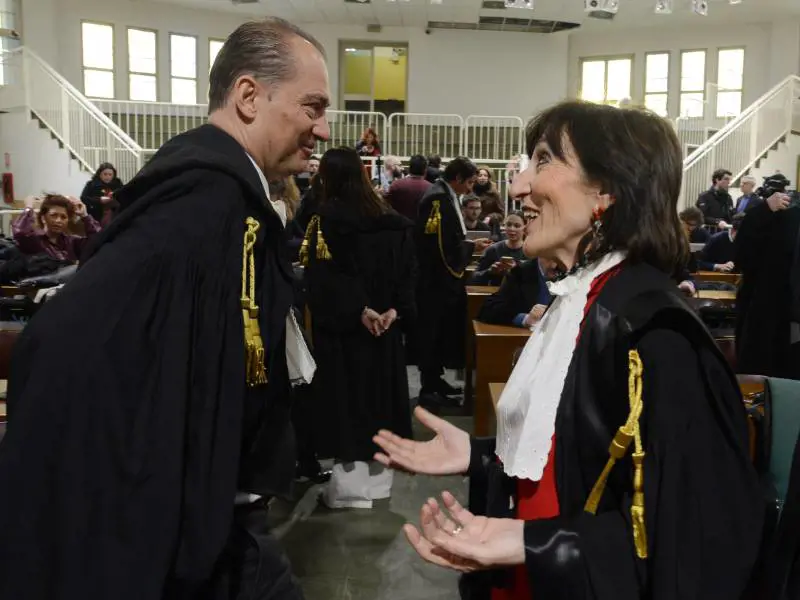 Un reato inesistente: tutti gli strafalcioni della procura nel Ruby ter