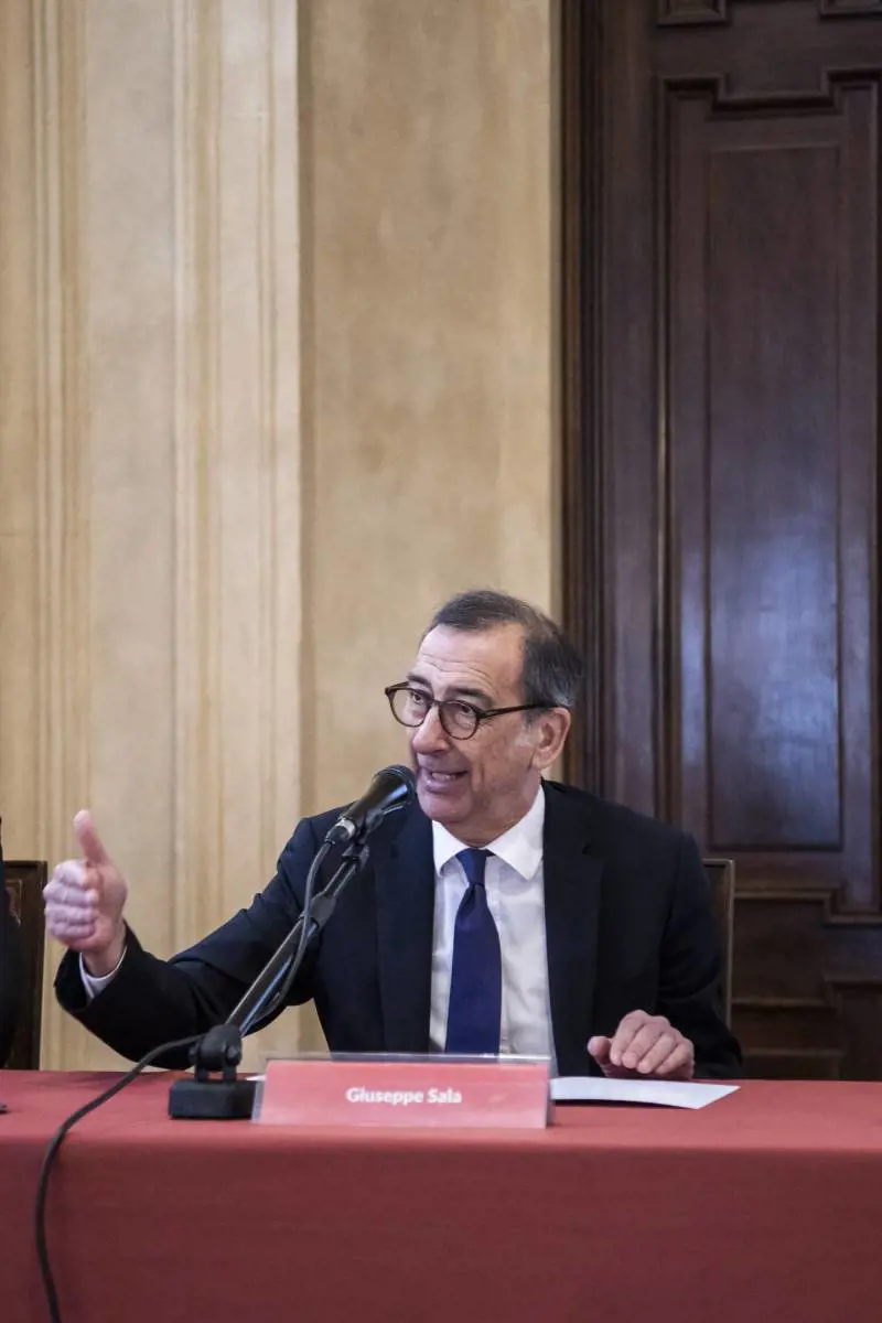 Addio tavolate multietniche. Sala "scopre" il caos migranti