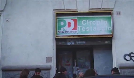La delusione dei militanti: "Quando il Pd tornerà a fare il Pd..."