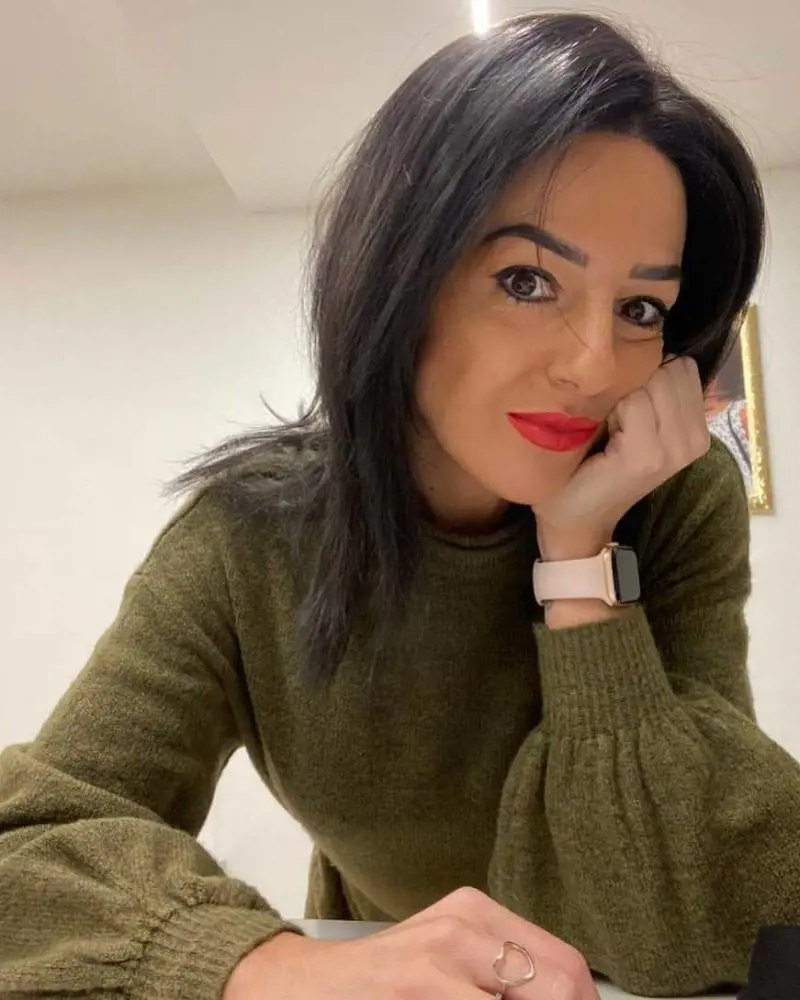 "Ricordati di amare". I post al figlio, poi Alessandra muore di tumore