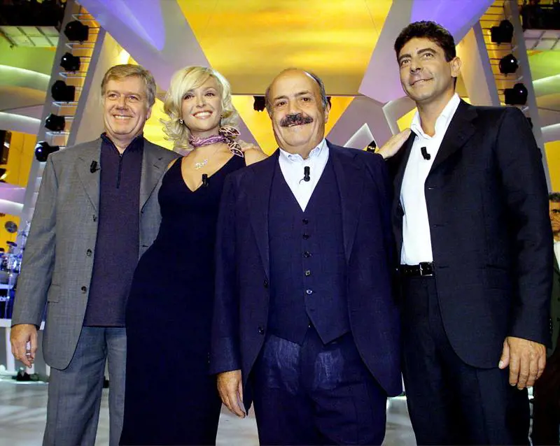“Era come un padre...”. Luca Laurenti non trattiene le lacrime per Costanzo