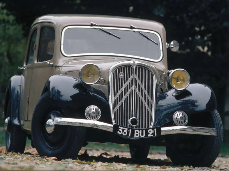 Citroen Traction Avant, la pioniera "tutta avanti"