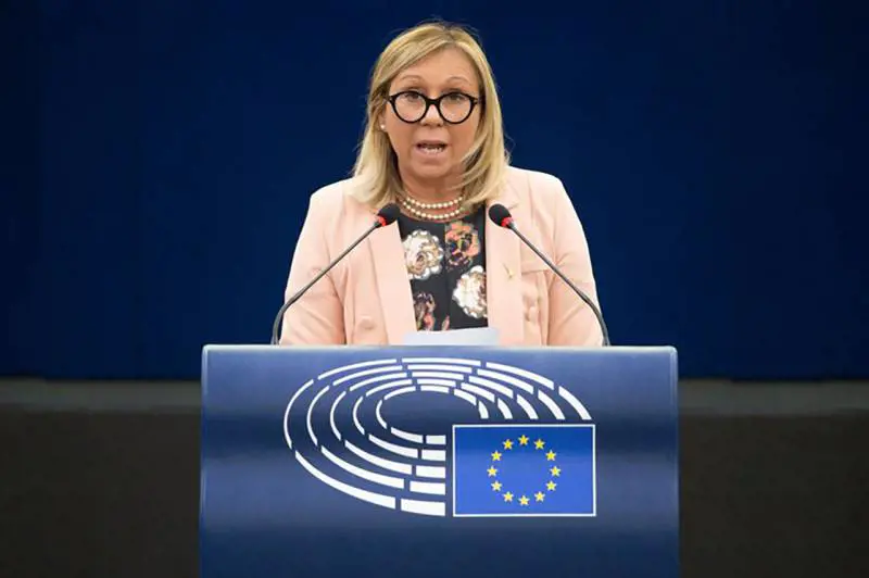 Zambelli indagata per le indennità Ue