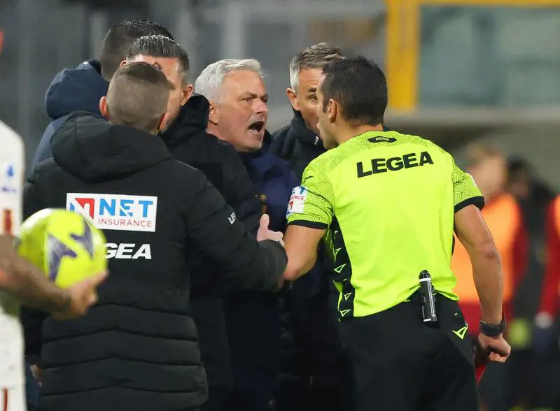 Effetto Serra su Mou. Stangata e interrogatori per un film già visto