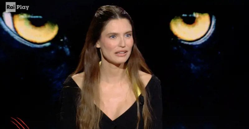 "Prima il bacio, poi la violenza". La confessione choc di Bianca Balti
