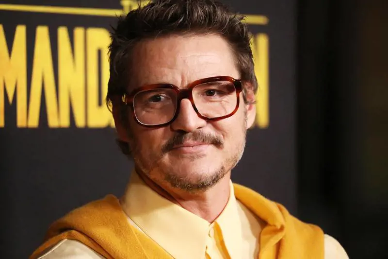"Tocco" fuori luogo: perché l'attore Pedro Pascal è finito nella bufera