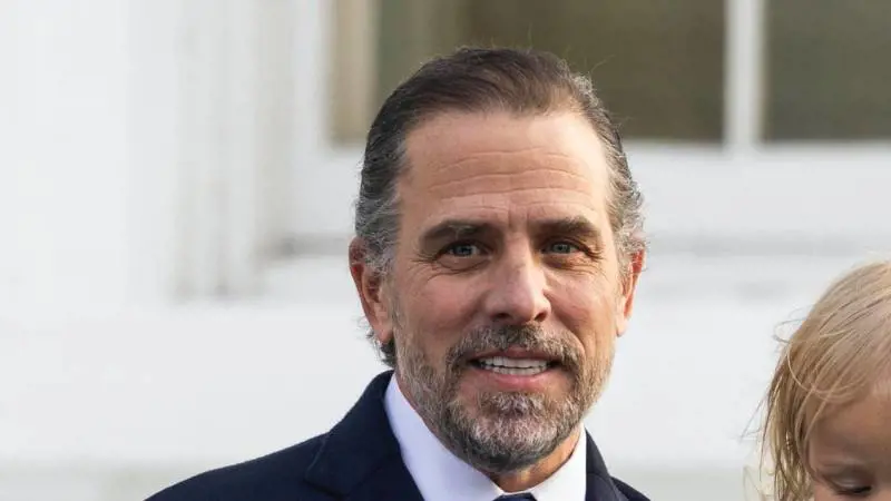 "Ha diffuso dati in modo illecito". Hunter Biden denuncia Giuliani