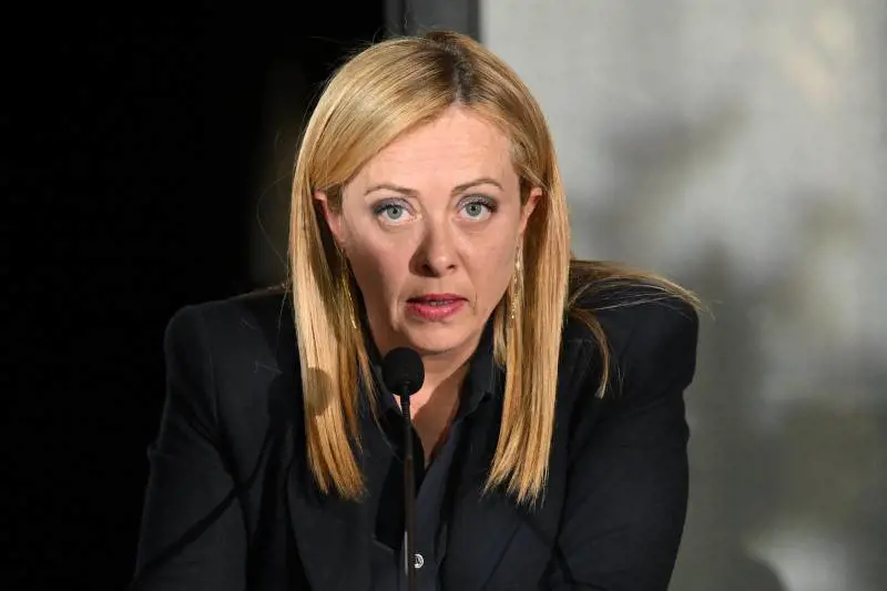 Folle narrazione sulla Meloni