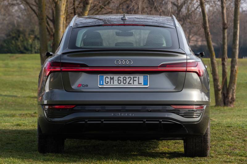 Audi Q8 e-tron sbarca in Italia: guarda le foto 14