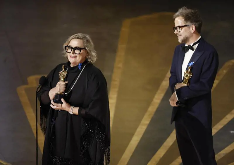  Ernestine Hipper e Christian M. Goldbeck premiati con l'Oscar per la miglior scenografia con "Niente di nuovo sul fronte occidentale"