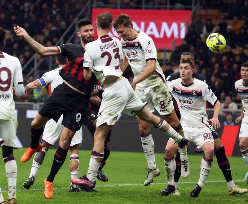 Giroud gol Milan Salernitana