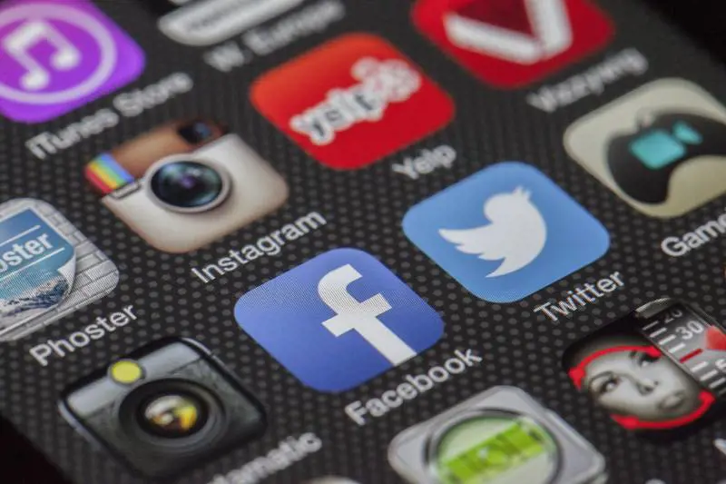 Addio neutralità dei social. È una rivoluzione politica