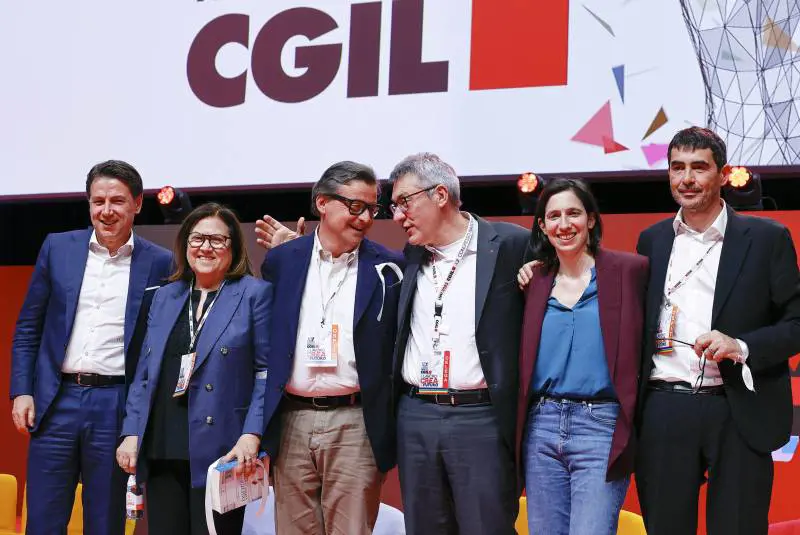 Landini rispolvera il carrozzone, ma l'opposizione è già divisa