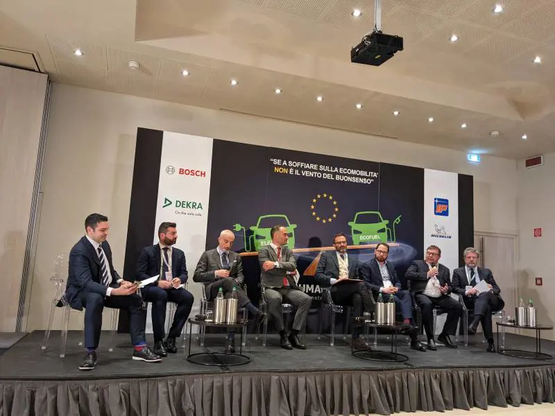 Auto, elettrico, transizione: a Milano va in scena il Forum Automotive