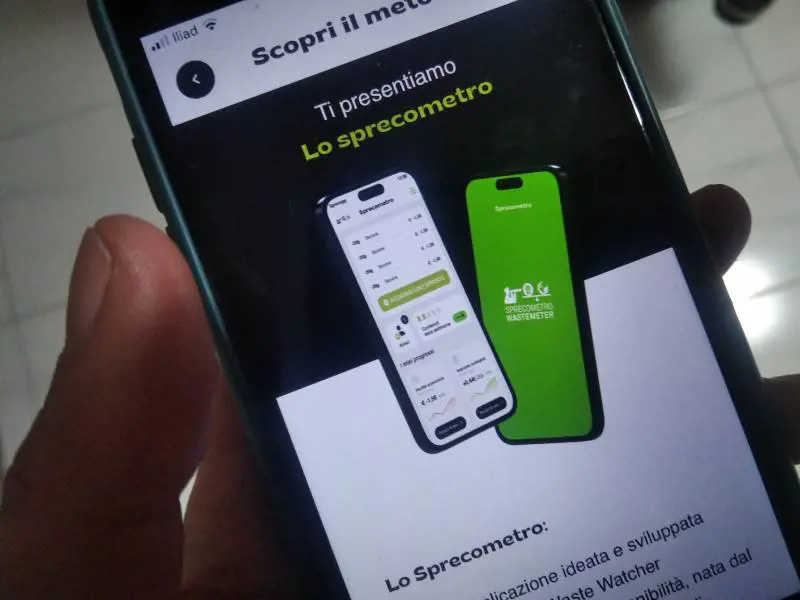 Sprecometro, in 5 minuti l'app calcola il cibo gettato via