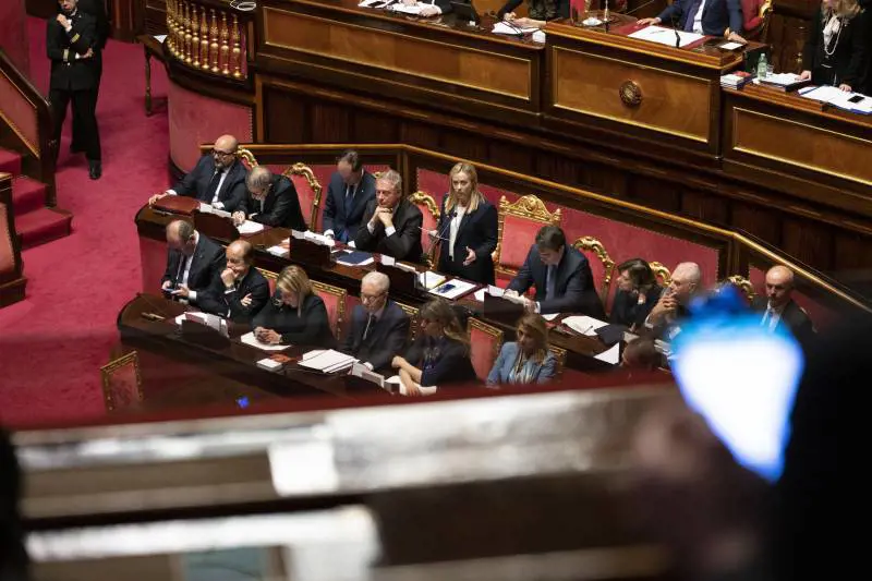 Balzo del Pil: Italia tra le migliori in Europa. Meloni: "Fare ancora di più"