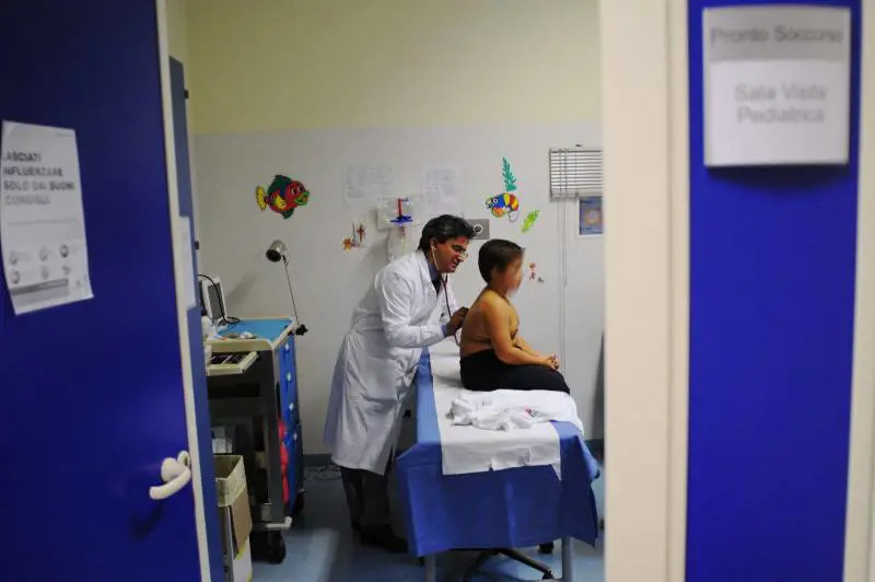 Il certificato vaccinale? Slalom tra siti, mail e burocrazia territoriale